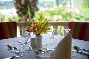 Blue Horizons Garden Resort