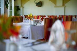 Blue Horizons Garden Resort