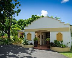 Blue Horizons Garden Resort