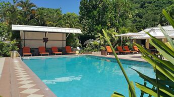 Blue Horizons Garden Resort