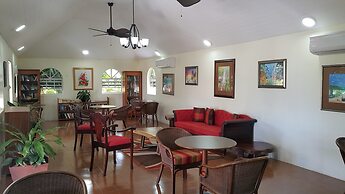 Blue Horizons Garden Resort