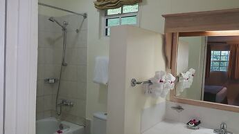 Blue Horizons Garden Resort