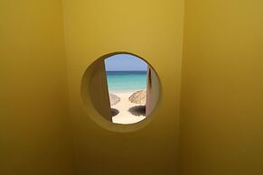 Foote Prints on the Sands