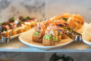 Real InterContinental San Salvador at Metrocentro Mall by IHG