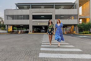 Real InterContinental San Salvador at Metrocentro Mall by IHG