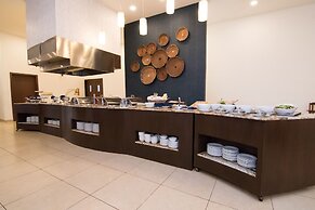 Best Western Las Mercedes Airport