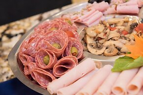 Best Western Las Mercedes Airport