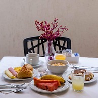 Rojas All Suites Hotel