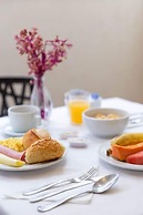 Rojas All Suites Hotel