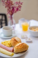 Rojas All Suites Hotel