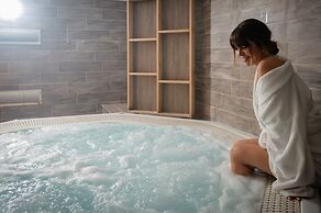 Hotel & Aparthotel Casteau Resort Mons
