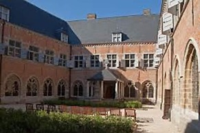Hotel & Aparthotel Casteau Resort Mons