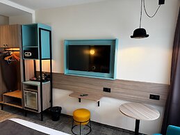 Hotel & Aparthotel Casteau Resort Mons