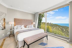 Chateau De La Chevre D Or