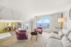 Chateau De La Chevre D Or