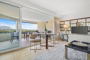 Chateau De La Chevre D Or