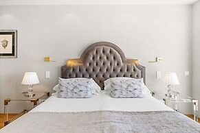 Chateau De La Chevre D Or