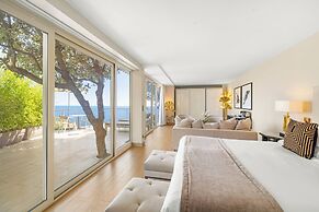 Chateau De La Chevre D Or