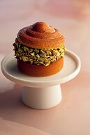 Chateau De La Chevre D Or