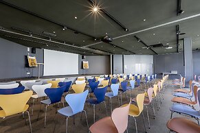 Alpina Eclectic Hotel