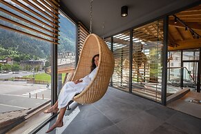 Alpina Eclectic Hotel