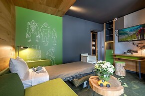 Alpina Eclectic Hotel