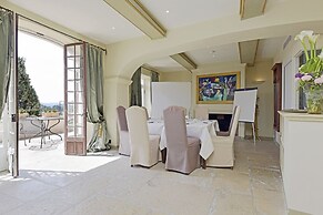 Chateau Le Cagnard
