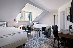 Hotel Elephant Weimar, Autograph Collection