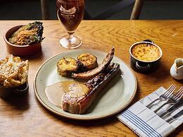 The Montagu Arms Hotel