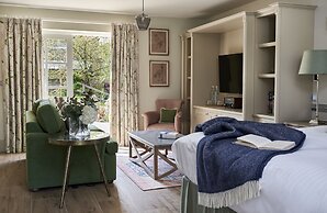 The Montagu Arms Hotel