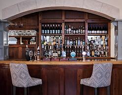 The Montagu Arms Hotel