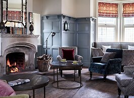 The Montagu Arms Hotel