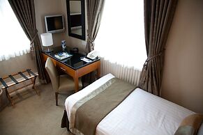 The Royal Adelaide Hotel