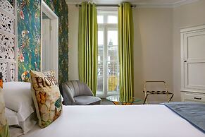 The Royal Adelaide Hotel