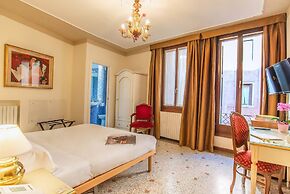 Hotel La Fenice Et Des Artistes