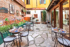 Hotel La Fenice Et Des Artistes