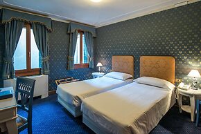 Hotel La Fenice Et Des Artistes