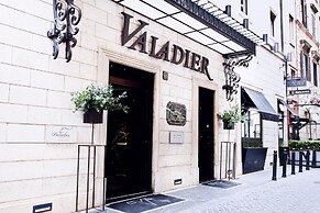 Valadier Hotel