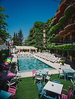 Los Angeles & Spa Hotel
