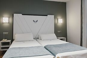 Los Angeles & Spa Hotel