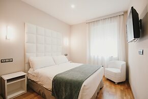 Los Angeles & Spa Hotel