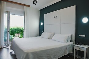 Los Angeles & Spa Hotel