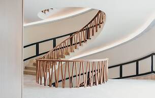 Los Angeles & Spa Hotel