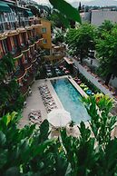 Los Angeles & Spa Hotel