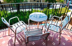 Los Angeles & Spa Hotel