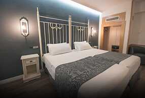 Los Angeles & Spa Hotel