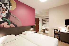 Hotel Crystal