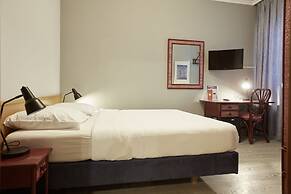 Hotel Crystal