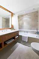 Crystal Hotel