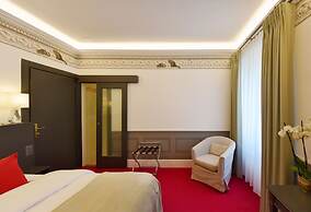 Golf Hotel Rene Capt